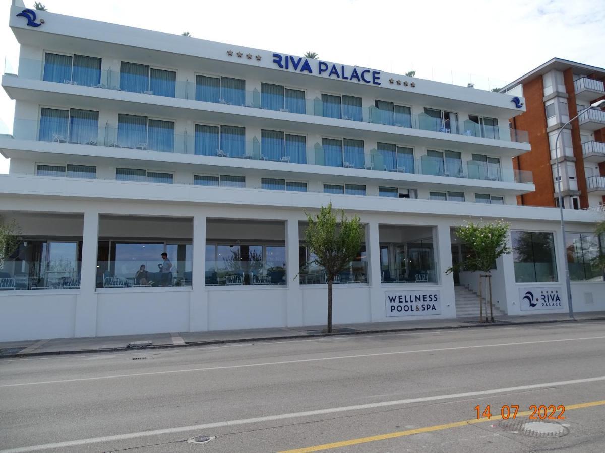Riva Palace Hotel Grado Buitenkant foto